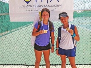 Girls 14s fourth place Francesa Ariz, left, and third place Helena Young